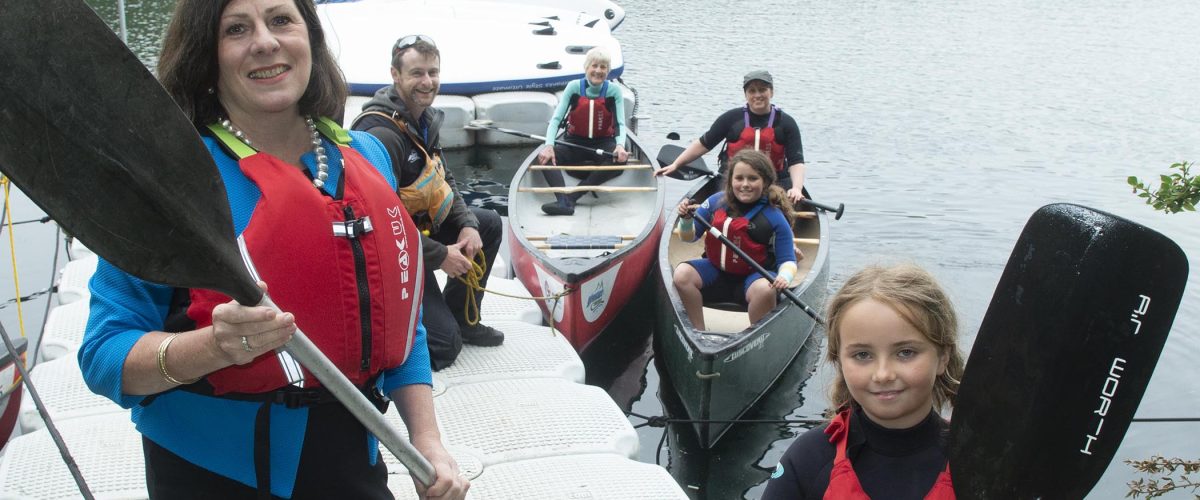 Depute Lord Provost, Councillor Jennifer Stewart with participants and instructors at a canoeing session