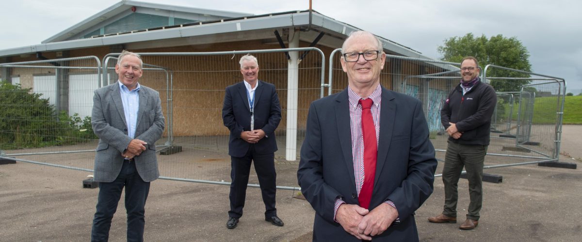 Northfields Swimming pool